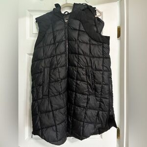 Bernardo Black Quilted Puffer Vest with Zip